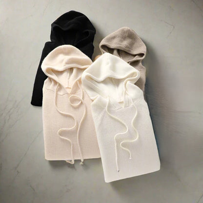 Karolina™ | Classic women's hood