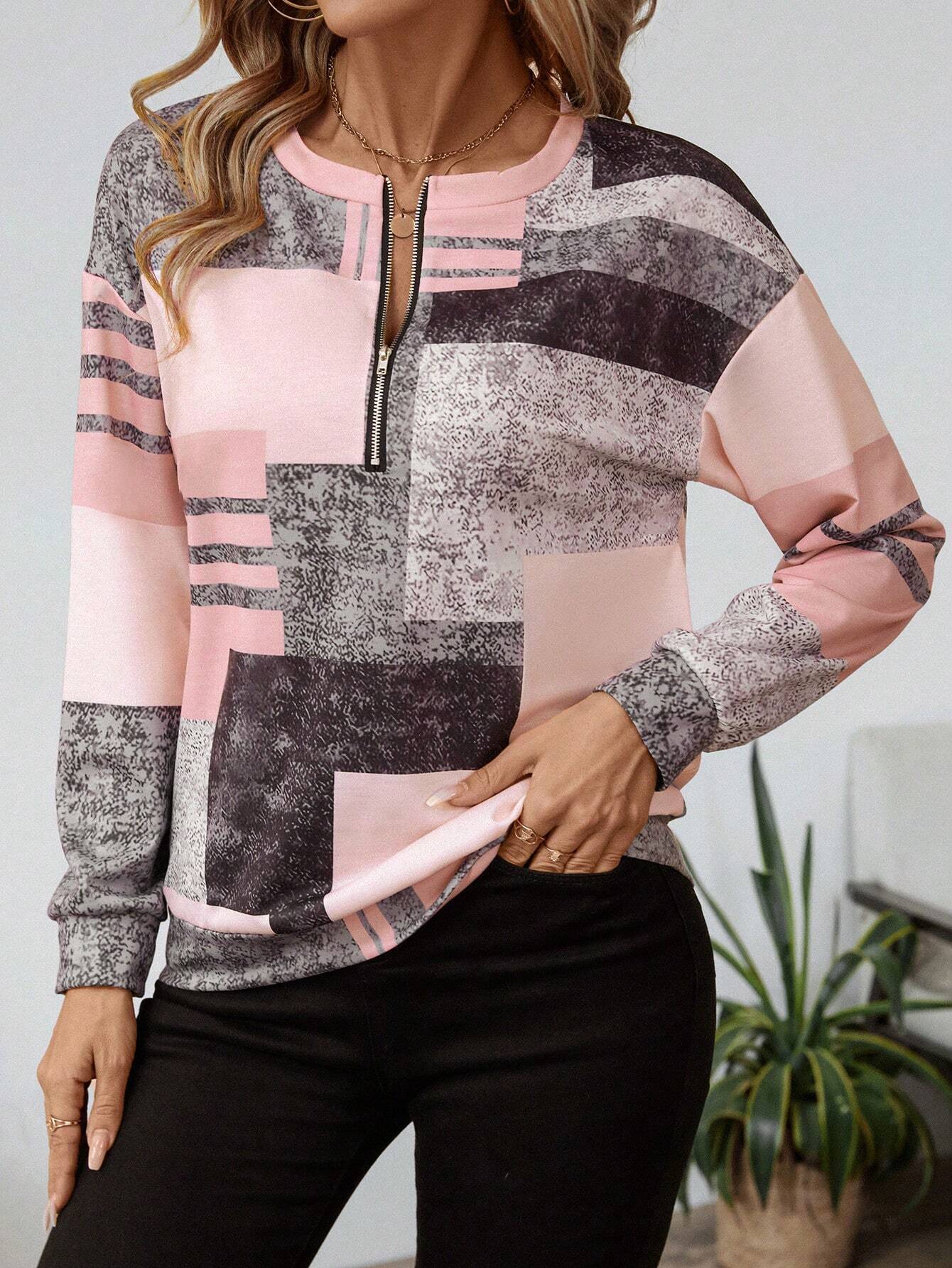 Mara – Graphic Print Sweater with Zipper