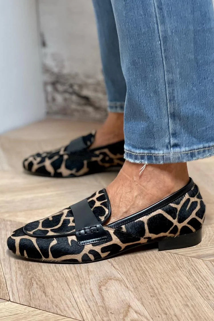 BELMONTE MILANO | ANIMAL PRINT LOAFER WITH ELEGANT DETAIL