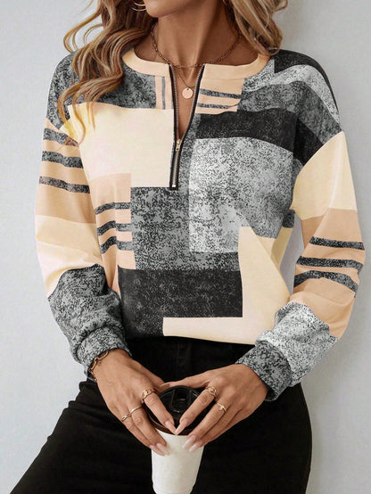 Mara – Graphic Print Sweater with Zipper
