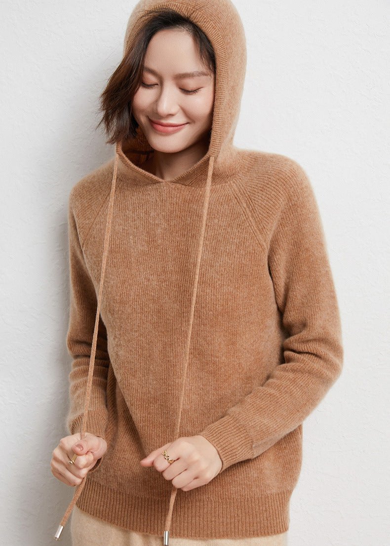 Karolina™ | Classic women's hood