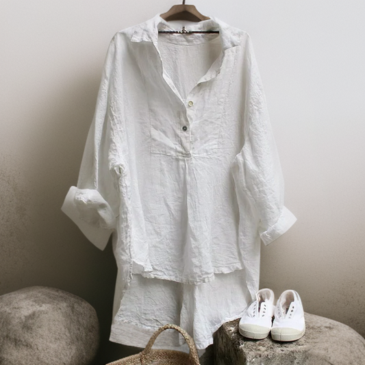 Jaila | Vintage V-neck blouse with buttons